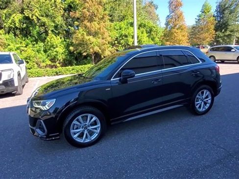 Used 2023 Audi Q3 2.0T Premium image 4