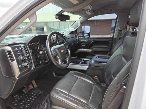 Used 2017 Chevrolet Silverado 2500 LTZ w/ Z71 Package, Off-Road AWD/4WD image 21
