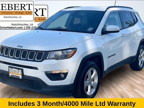 Used 2018 Jeep Compass Latitude w/ Popular Equipment Group AWD/4WD image 1