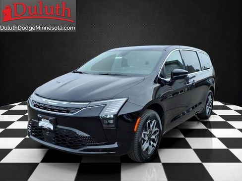 New 2027 Chrysler Pacifica Limited AWD/4WD image 1