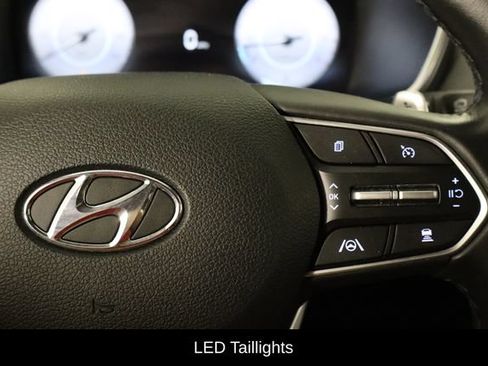 Used 2022 Hyundai Santa Fe SEL w/ Convenience + Premium Package AWD/4WD image 10