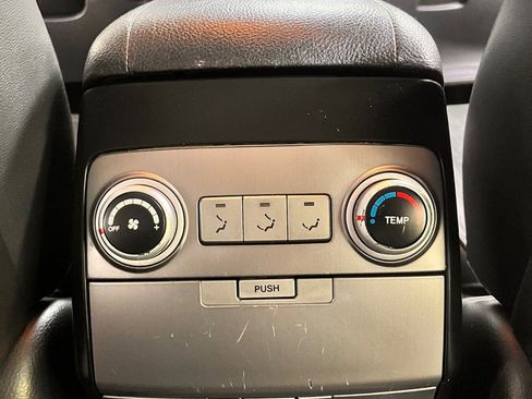 Used 2010 Hyundai Veracruz Limited image 18