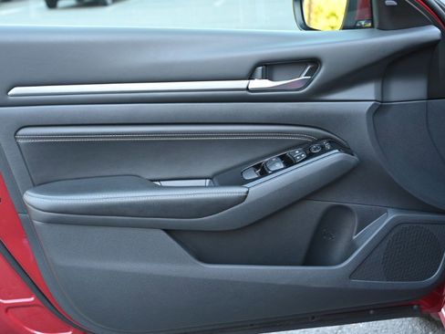 Used 2022 Nissan Altima 2.5 SL image 19