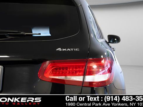 Used 2018 Mercedes-Benz GLC 300 4MATIC image 55