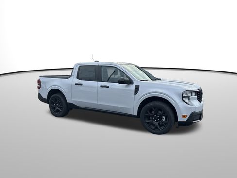 New 2026 Ford Maverick XLT w/ Equipment Group 301A image 7