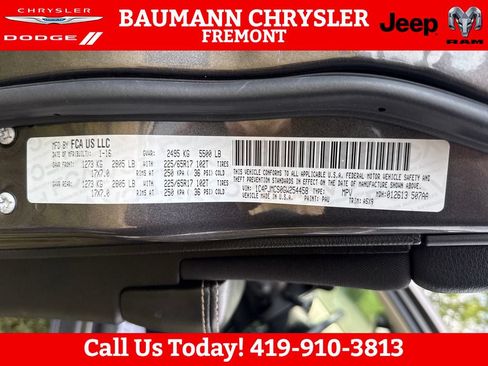 Used 2016 Jeep Cherokee Latitude w/ Safety/Convenience Group AWD/4WD image 28