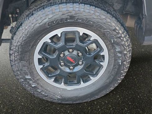 Used 2025 Toyota 4Runner TRD Off-Road Premium w/ Tow Technology Package image 36