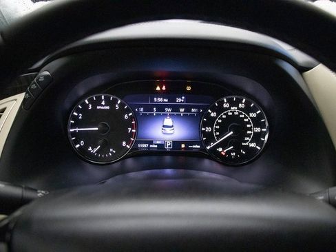 Used 2024 INFINITI QX80 Luxe w/ Cargo Package image 31