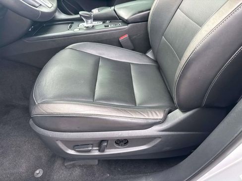 Used 2021 INFINITI QX50 Sensory FWD image 19