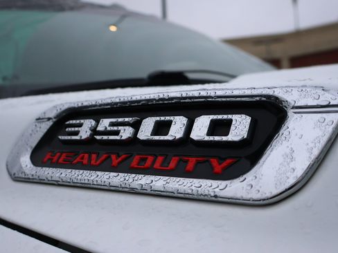 Used 2022 RAM 3500 Tradesman AWD/4WD image 28