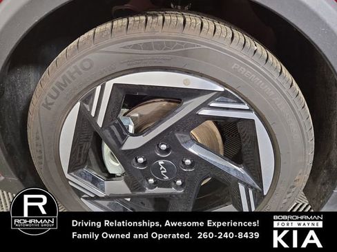 Certified 2025 Kia K4 EX image 12