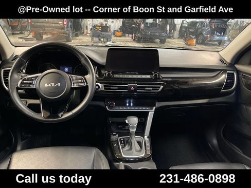 Used 2023 Kia Seltos EX AWD/4WD image 18