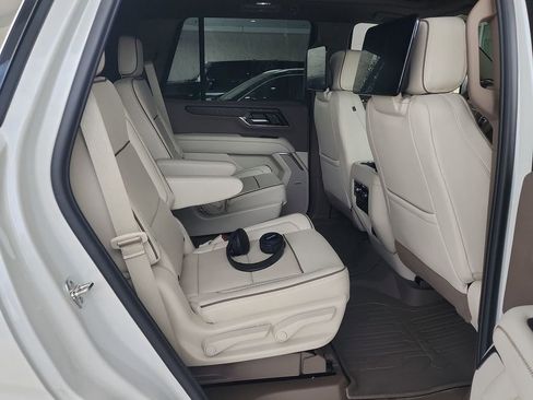 Certified 2025 GMC Yukon Denali w/ Denali Reserve Package AWD/4WD image 27