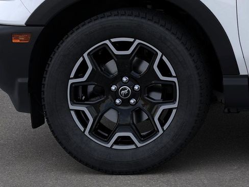 New 2026 Ford Bronco Sport Outer Banks AWD/4WD image 19