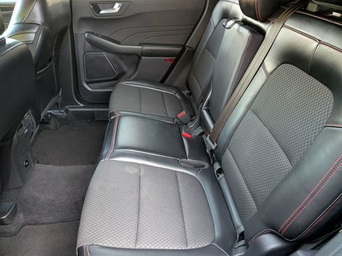 Used 2024 Ford Escape ST-Line FWD image 27