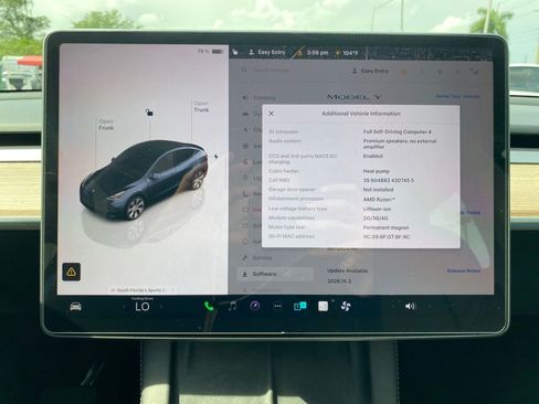 Used 2024 Tesla Model Y 2WD image 22