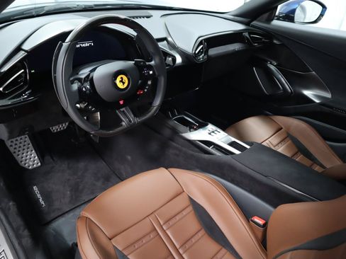 Used 2025 Ferrari 12Cilindri RWD image 9