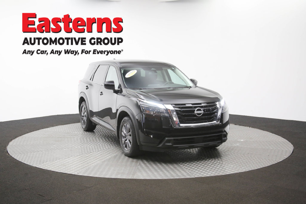 Used 2023 Nissan Pathfinder S AWD/4WD image 53