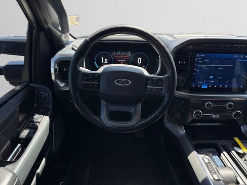 Used 2022 Ford F150 Lariat w/ Equipment Group 502A High AWD/4WD image 11