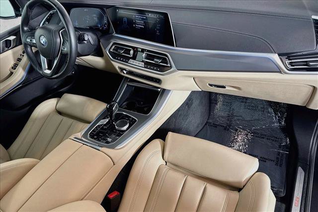 Used 2022 BMW X5 xDrive45e w/ Premium Package AWD/4WD image 28
