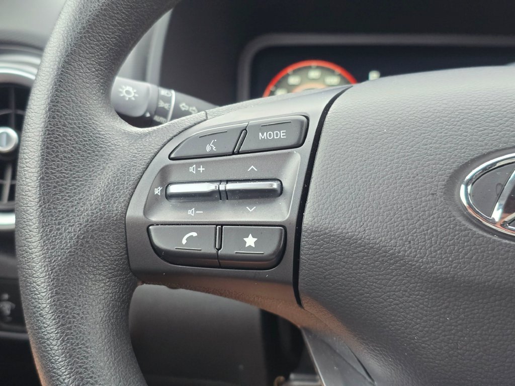 Used 2023 Hyundai Kona SE FWD image 26