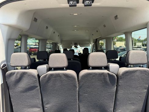 Used 2024 Ford Transit 350 XLT RWD image 6