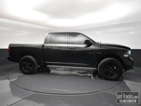 Used 2016 RAM 1500 Express w/ Black Ram 1500 Express Group AWD/4WD image 53