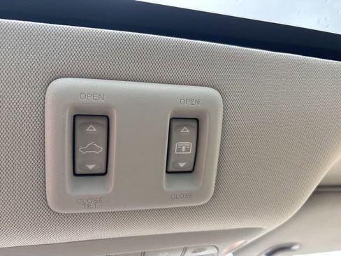 Used 2024 Nissan Murano SL image 19