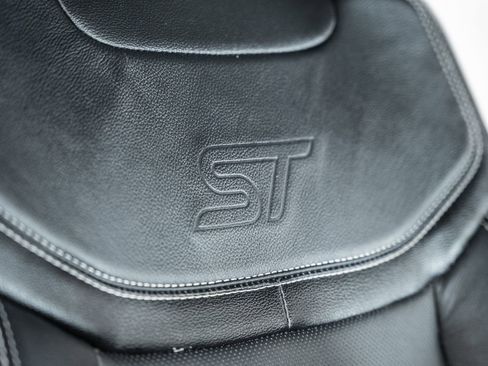 Used 2020 Ford Explorer ST w/ ST Street Pack image 46