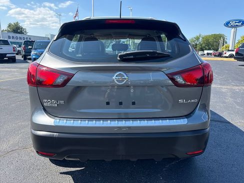 Used 2017 Nissan Rogue Sport SL AWD/4WD image 8