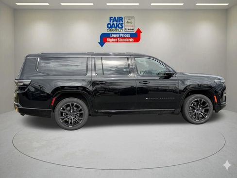 New 2026 Jeep Grand Wagoneer L Summit w/ Premium Group III AWD/4WD image 5