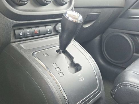 Used 2011 Jeep Patriot Latitude FWD image 19