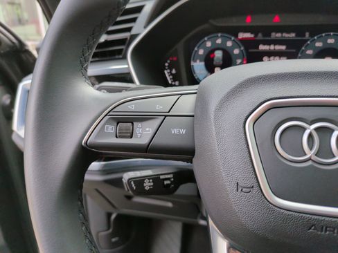 Certified 2023 Audi Q3 2.0T Premium Plus w/ Premium Plus Package image 19