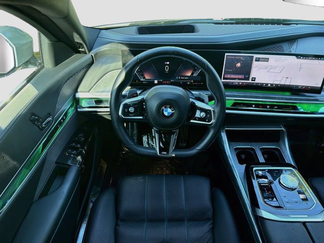 Used 2024 BMW 760i xDrive w/ Premium Package 2 AWD/4WD image 17