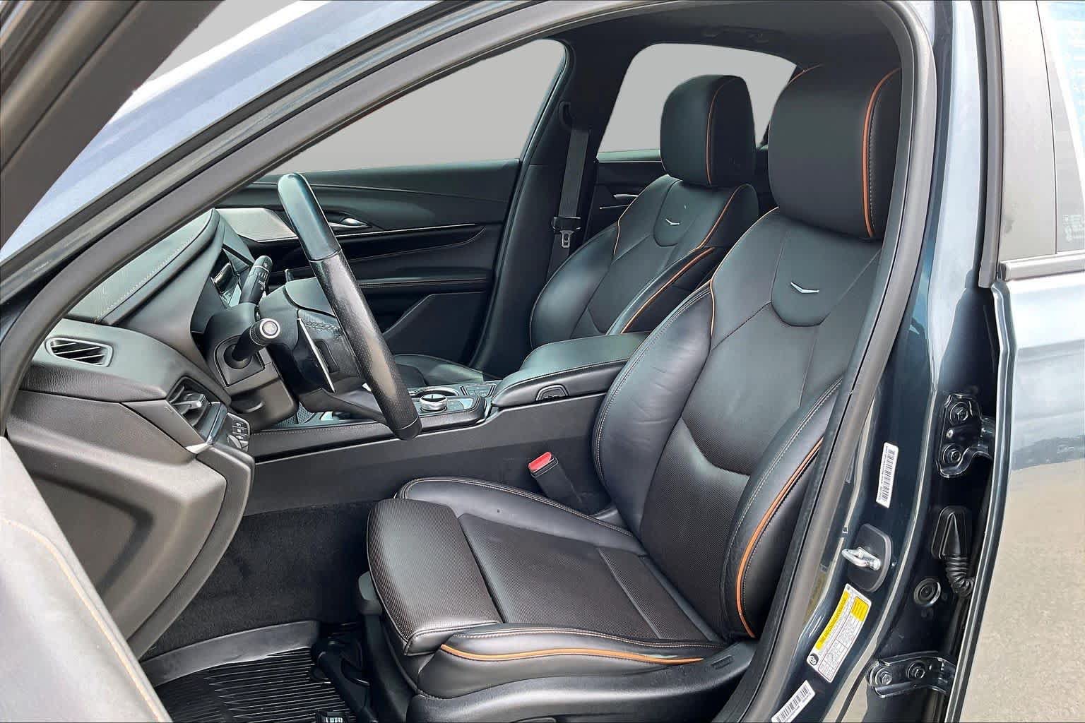 Used 2020 Cadillac CT4 V w/ Climate Package RWD image 7