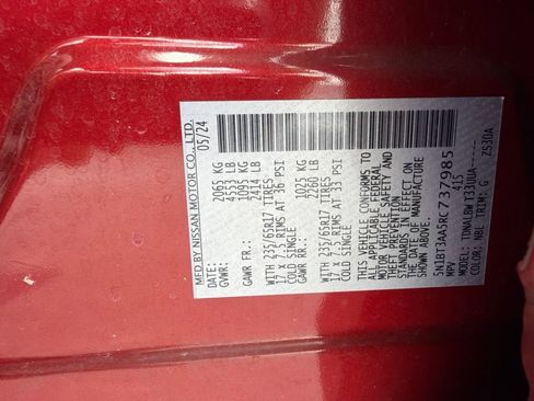 Used 2024 Nissan Rogue S FWD image 4
