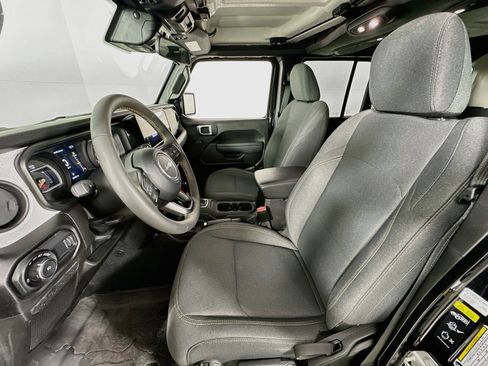 Used 2024 Jeep Wrangler Unlimited Sport AWD/4WD image 20