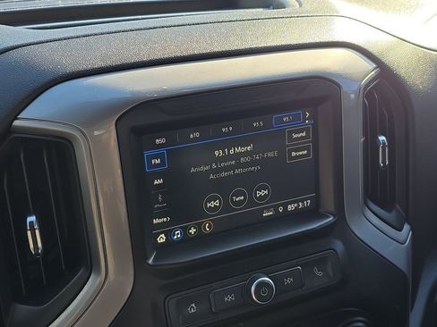 Used 2019 Chevrolet Silverado 1500 Custom w/ Custom Value Package image 23