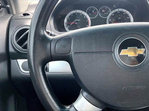 Used 2010 Chevrolet Aveo5 LS image 7