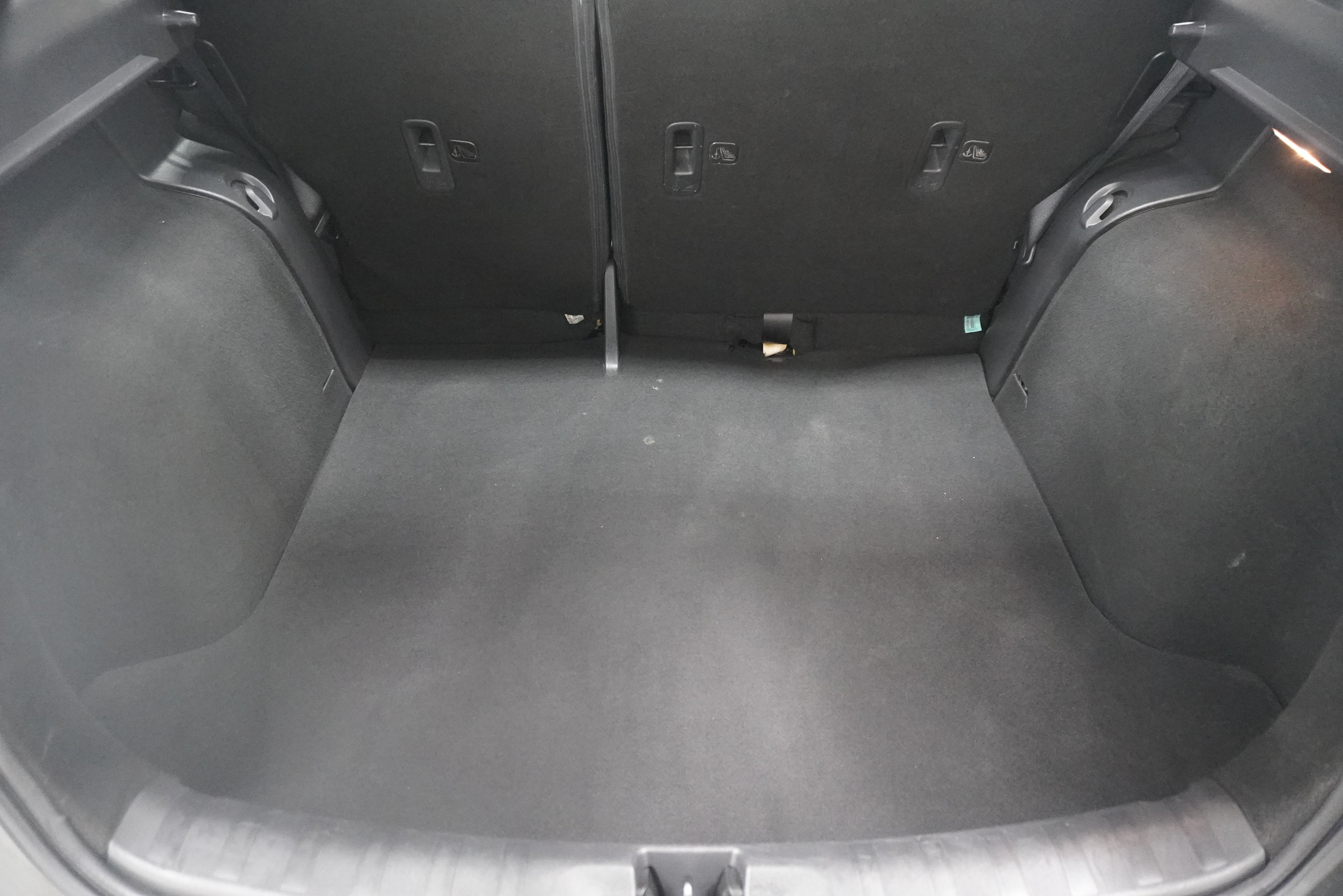 Used 2023 Nissan Kicks S FWD image 22