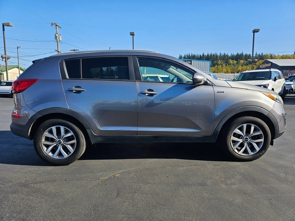 Used 2016 Kia Sportage LX w/ LX Popular Package AWD/4WD image 6