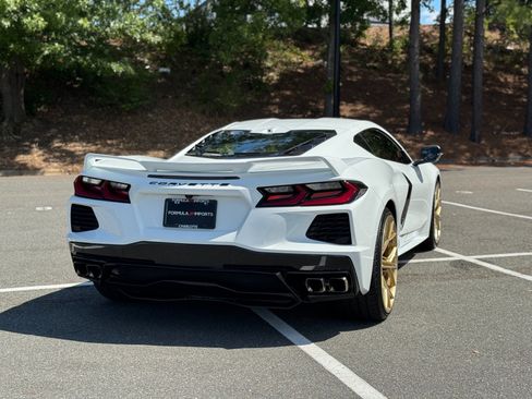 Used 2020 Chevrolet Corvette Stingray Preferred Cpe w/ 2LT Preferred Equipment Group RWD image 11
