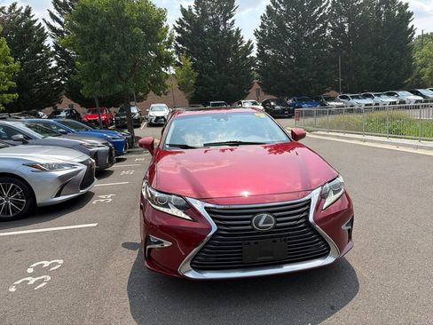 Used 2018 Lexus ES 350 w/ Navigation System Package FWD image 5