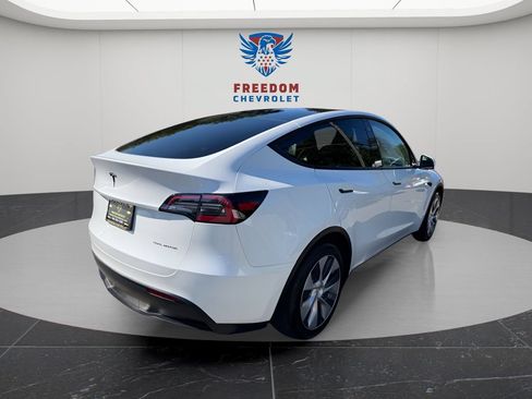 Used 2023 Tesla Model Y Long Range AWD/4WD image 6