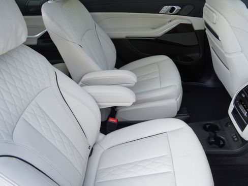 Certified 2026 BMW X7 xDrive40i AWD/4WD image 38