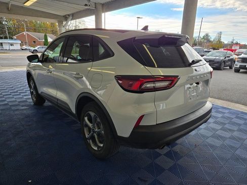 Used 2025 Ford Escape ST-Line image 4