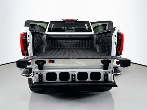 Used 2024 GMC Sierra 2500 Denali w/ Denali Reserve Package AWD/4WD image 31