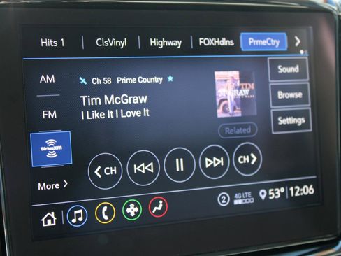 Used 2020 Chevrolet Traverse LT w/ Driver Confidence II Package image 33