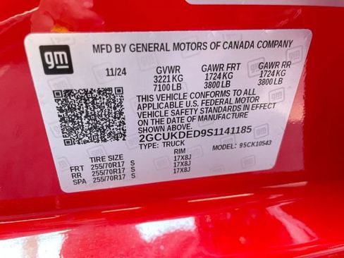 Used 2025 Chevrolet Silverado 1500 LT AWD/4WD image 26