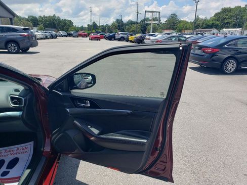 Used 2020 Nissan Maxima 3.5 SL w/ Floor Mat Group image 10